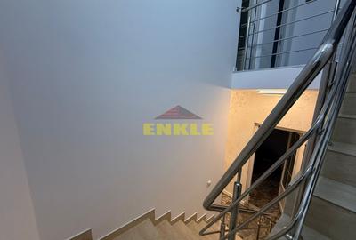 Vand casa 5 camere cu teren 450 mp zona linistita, pret negociabil! - 8