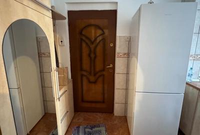 Ap 2 cam, Dărmănești, zona șc. nr. 5. Preț 1350 lei/ lunar - 9