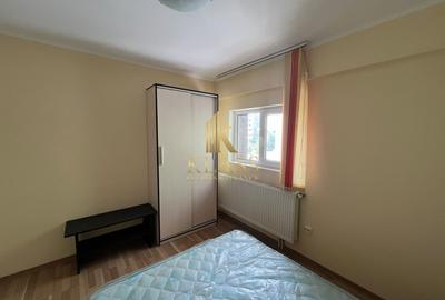 Clădire spațioasă potrivită desfășurării unei afaceri - 17