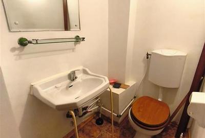 Apartament 3 camere conf 1 decomandat zona Centru - 7