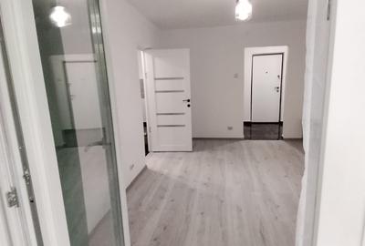 Apartament cu 3 camere, etajul 2/4, zona Tatarasi - 3