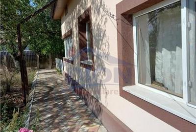 Casa locuibila si teren intravilan in Ulmeni - judetul Calarasi - 5