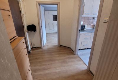 Vand apartament cu 3 camere Centrul Civic, Strada Toamnei - 5