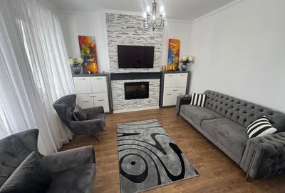 Casă individuală cu 4 camere în Casa de Cultură