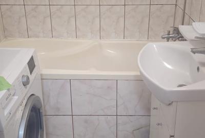 Exclusivitate !Far/ Abator .  Va propunem o garsoniera de 32 mp , - 5