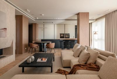 Apartament cu 3 camere semidecomandat în Eroii Revoluției