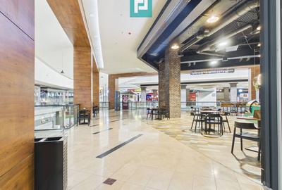 Spațiu comercial premium 220mp Agora Arad - 12