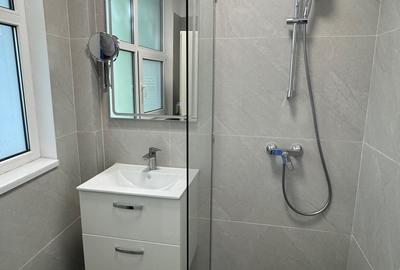 De inchiriat Imobil având 9 camere ,suprafață de 285 mp. Cantemir langa Metrou - 28