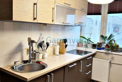 Apartament 4 camere de vânzare, Oradea, Splaiul Crișanei, 77mp utili - 2
