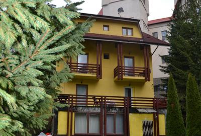Casă cu 7 camere în Poiana Brașov
