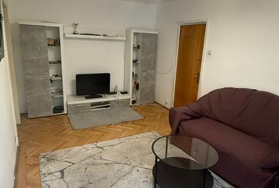 Inchiriere apartament 2 camere Metrou  Parc Bazilescu - 1