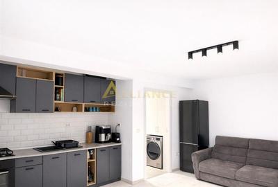Apartament cu 2 camere decomandat, mobilat în Central