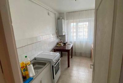 Vand apartament 2 camere decomandat zona Centrul Civic - 3