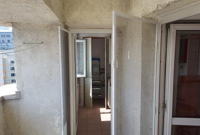 Bd Unirii Rond Alba Iulia - garsoniera dubla, 50 mp, centrala proprie, 430 euro - 7