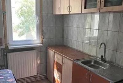 Apartament 3 camere, etaj 3/4, zona Podu Ros - 7