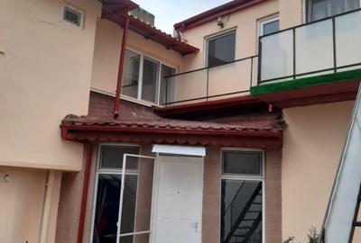 Vilă Faleză Nord ,spre mare, cu 2 apartamente și 2 garsoniere, afacere la cheie! - 1
