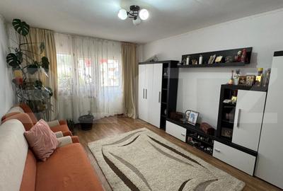Apartament cu 3 camere decomandat, mobilat în Sud-Est