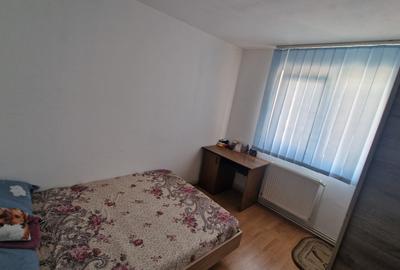 Apartament 3 camere Tractorul - 10