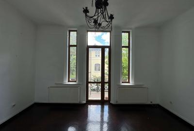 Hai in COPOU! Apartament 2 camere, decomandat, spatios, langa Parcul Copou - 3