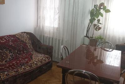 3 camere, mobilat și utilat - 10