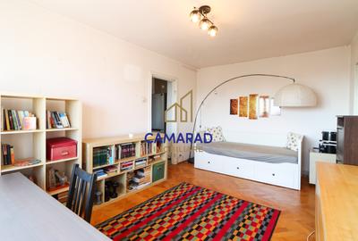 Apartament cu 3 camere semidecomandat, mobilat în Bucureștii Noi