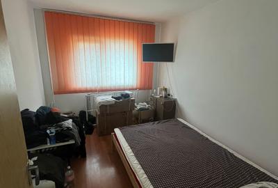 1 Decembrie-Pallady,apartament 3 camere decomandat - 1