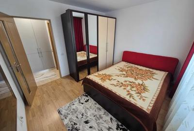 Apartament cu 2 camere semidecomandat, mobilat în Tomis II