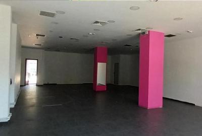Spațiu comercial, de 120 mp, în Aeroport