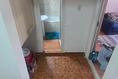 2 Camere,decomandat,Zona CET - 3