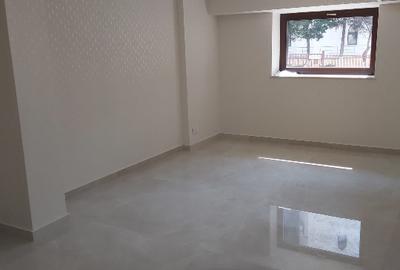SPATIU STRADAL  DIRECT DE LA PROPRIETAR - 4