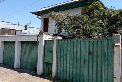 Casă individuală cu 4 camere în