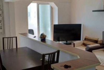 Apartament cu 3 camere decomandat în Brătianu