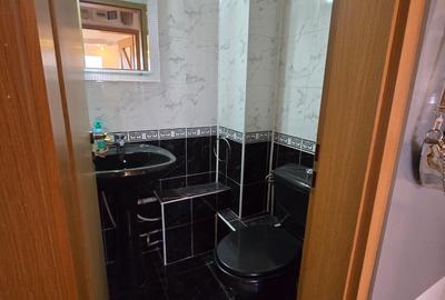 Apartament spatios cu trei camere - 6