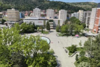 Apartament cu 3 camere decomandat în Centrul Civic