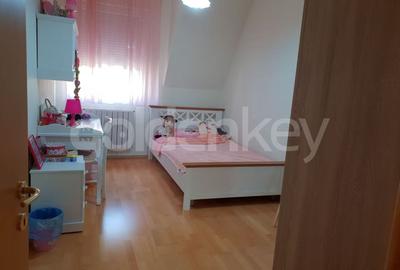 Vilă cu 7 camere in complex cu piscina - 12
