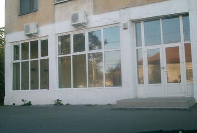 Spațiu comercial, 110 mp în Dâmbovița