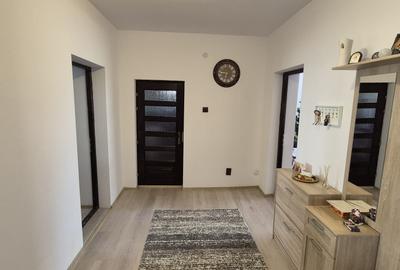 Casă renovată + anexă gospodărească, de vânzare în Gârdani, Maramureș - 5