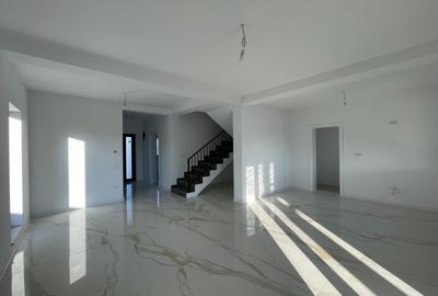 Duplex despartit prin camera tehnica  finisaje premium Mosnita - 1