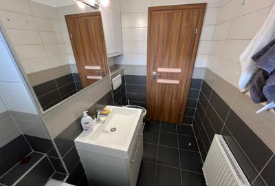 INCHIRIEZ ap.2 camere,recent renovat ,zona P-ta Rahovei - 10