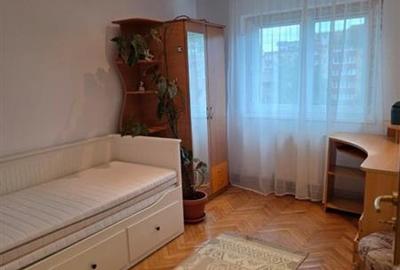 Apartament 3 camere decomandat etaj intermediar  Racadau - 5