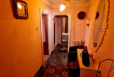 Km 4-5 piata-apartament 3 camere decomandat - 14
