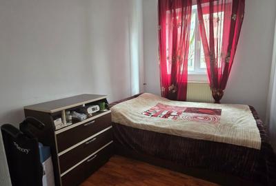 Închiriere apartament 3camere, etaj 1 , micro 5 Târgoviște - 7