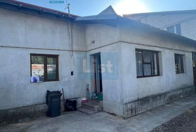 Casă cu 6 camere în Albert