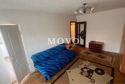 Apartament cu 3 camere decomandat, mobilat în Girocului