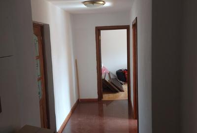 Apartament 4 camere pregătit de vânzare  aflat în proximitatea stației de metrou - 2