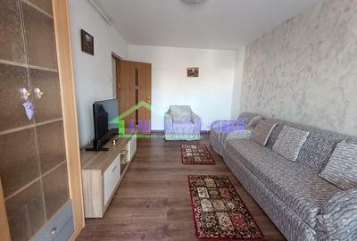 Apartament cu 2 camere decomandat în Trocadero