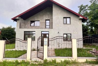 Vilă spațioasă cu 7 camere și teren 454 mp, Dancu, la câteva minute de Iași - 1