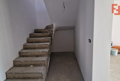 Duplex de vanzare cu 4 camere Mosnita Noua - ID V5303 - 15
