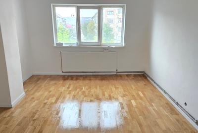 Vand apartament 2 camere decomandat in Deva, zona Dorobanti, etaj 3, izolat - 1