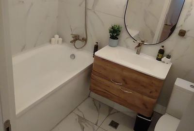 Apartament cu 2 camere decomandat în Tineretului